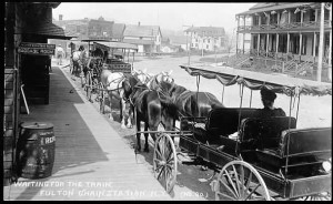 1909-HM-Beach-Waiting-L